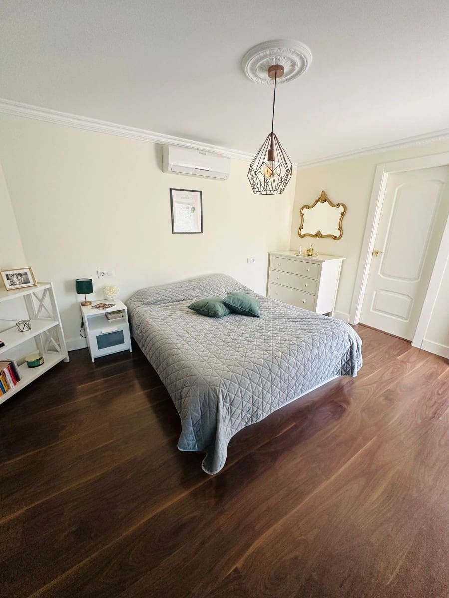 4 soveværelse Villa til salg i Pinar de Campoverde - € 379.000 (Ref: 9986015)