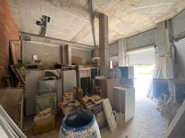 1 bedroom Commercial for sale in Formentera del Segura - € 83,000 (Ref: 9986021)