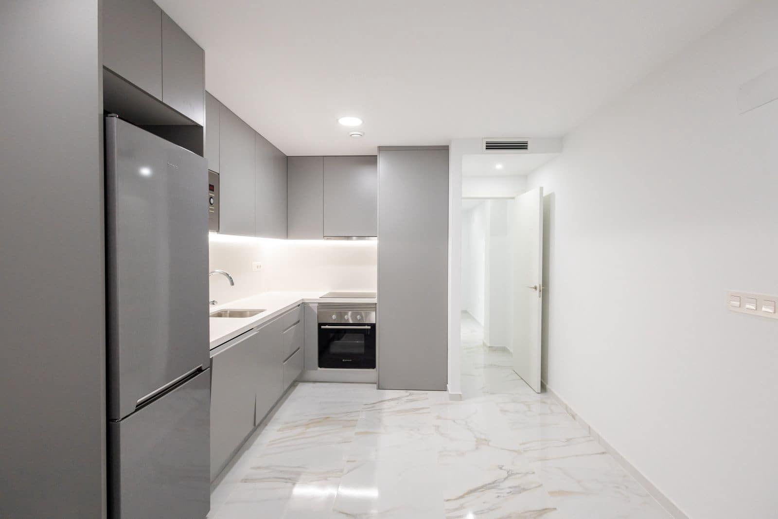 2 makuuhuone Huoneisto myytävänä paikassa Torrevieja - 239 000 € (Ref: 9986027)