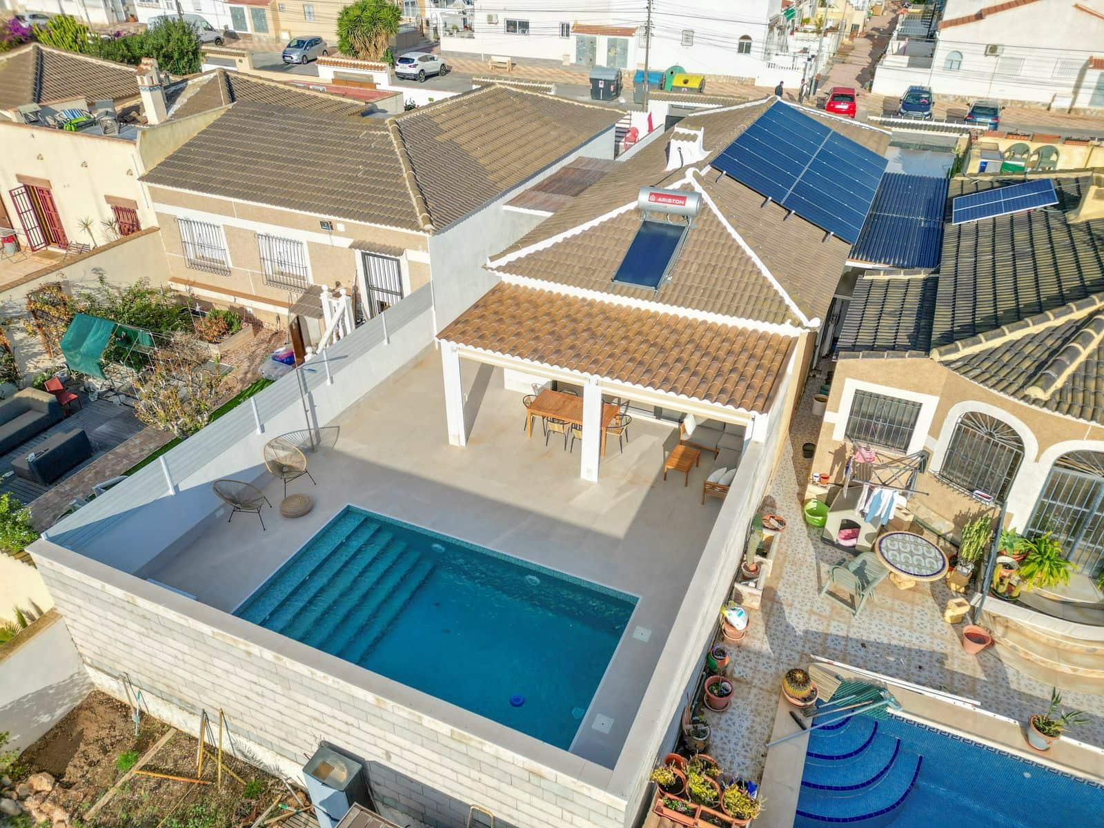 3 bedroom Villa for sale in Torrevieja - € 459,000 (Ref: 9986032)