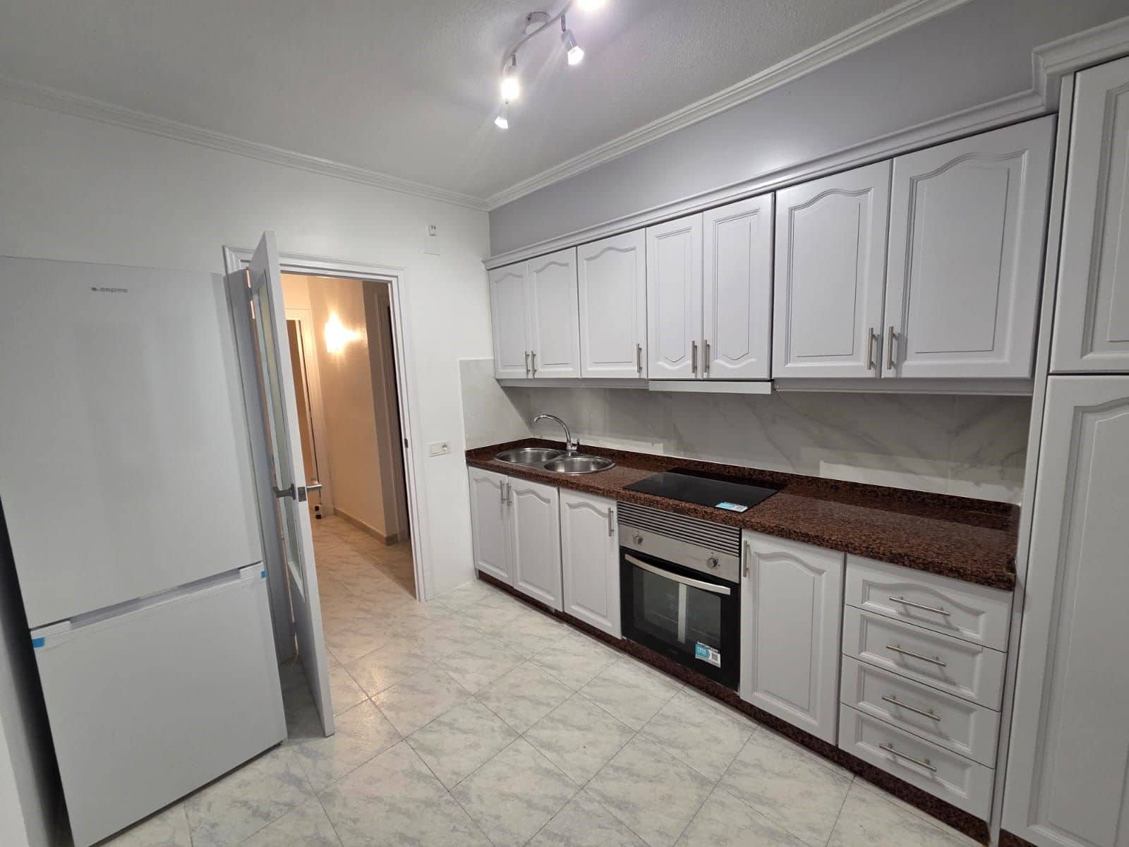 3 chambre Appartement à vendre à Torrevieja - 179 000 € (Ref: 9986033)