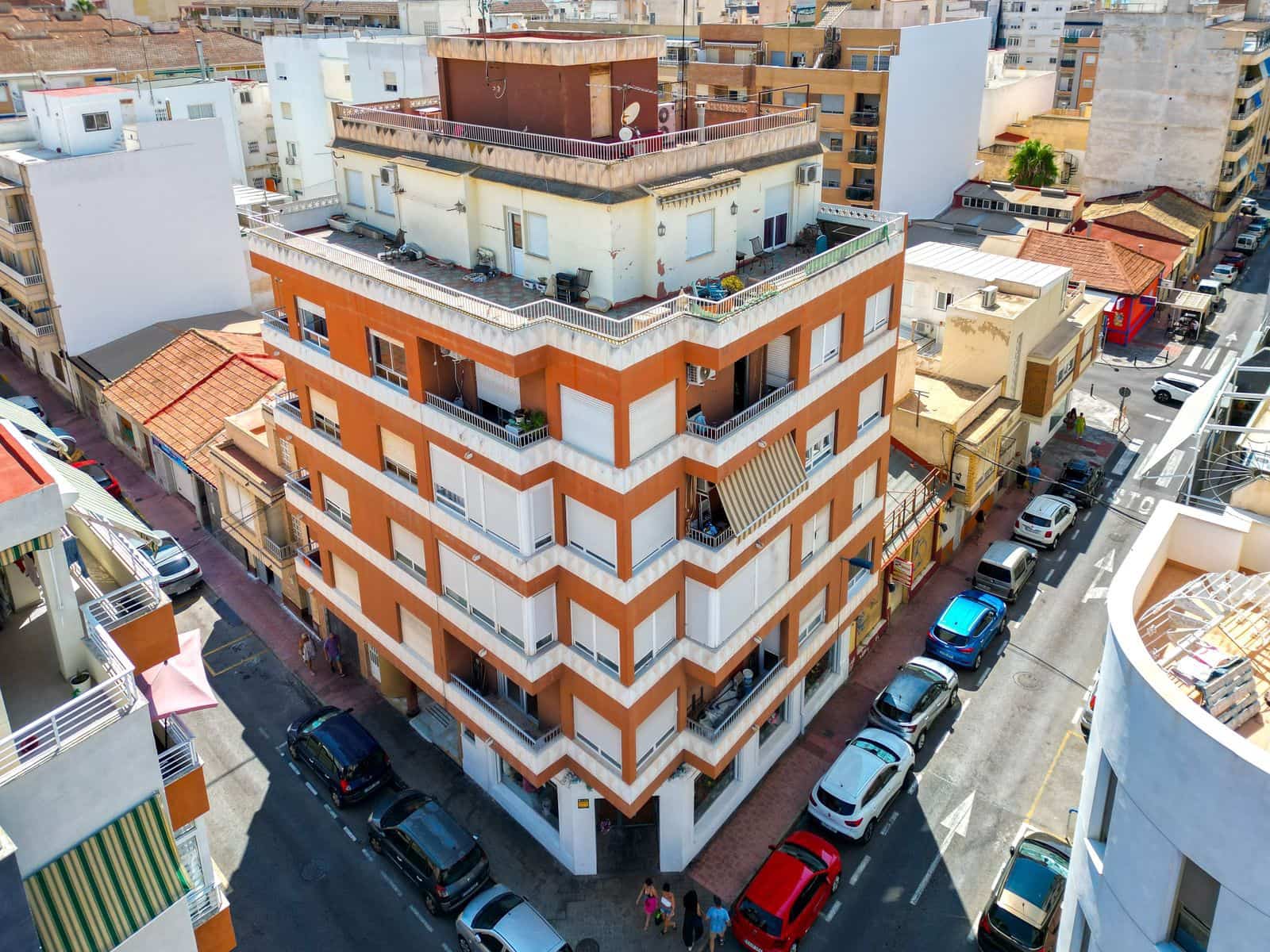 3 chambre Appartement à vendre à Torrevieja - 179 000 € (Ref: 9986033)