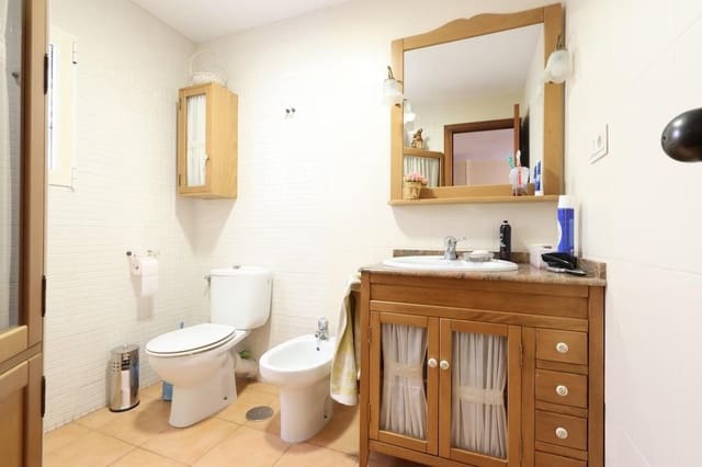 3 soveværelse Lejlighed til salg i Playa del Acequión, Torrevieja - € 160.000 (Ref: 9986037)