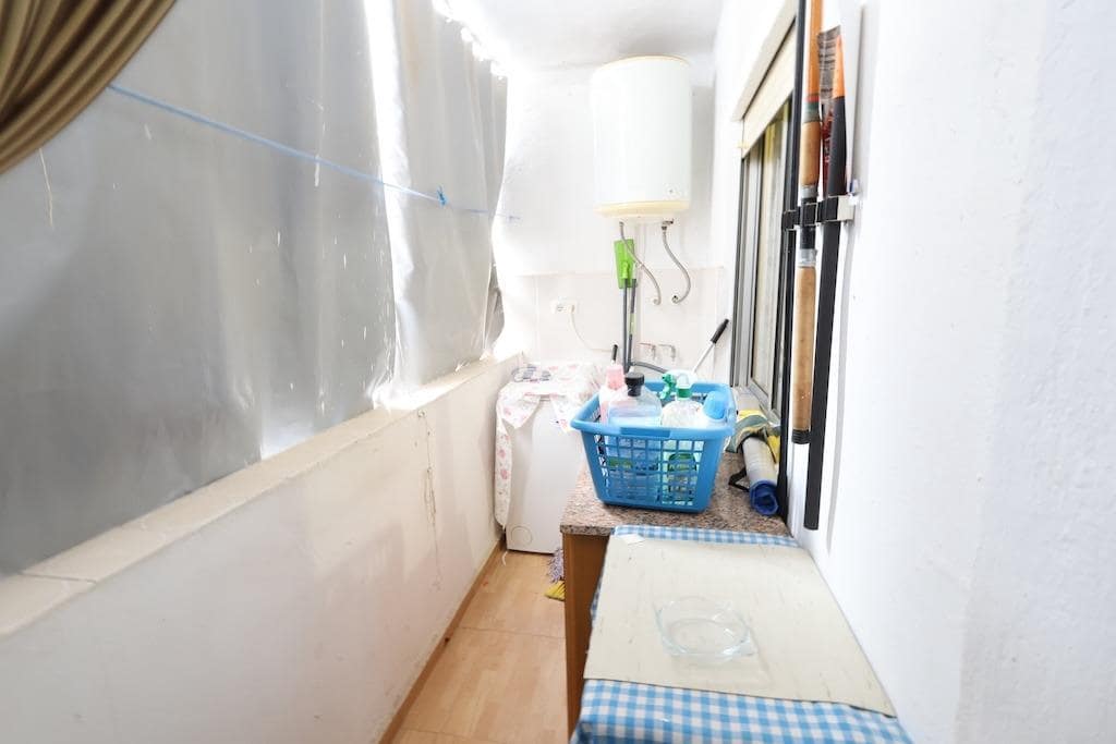 3 soveværelse Lejlighed til salg i Torrevieja - € 160.000 (Ref: 9986037)