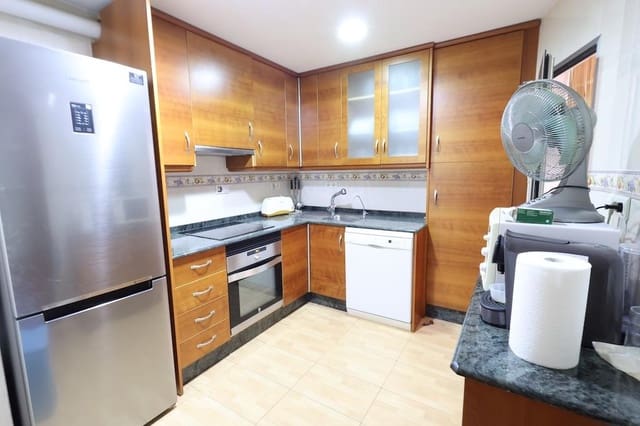 3 soveværelse Lejlighed til salg i Playa del Acequión, Torrevieja - € 160.000 (Ref: 9986037)