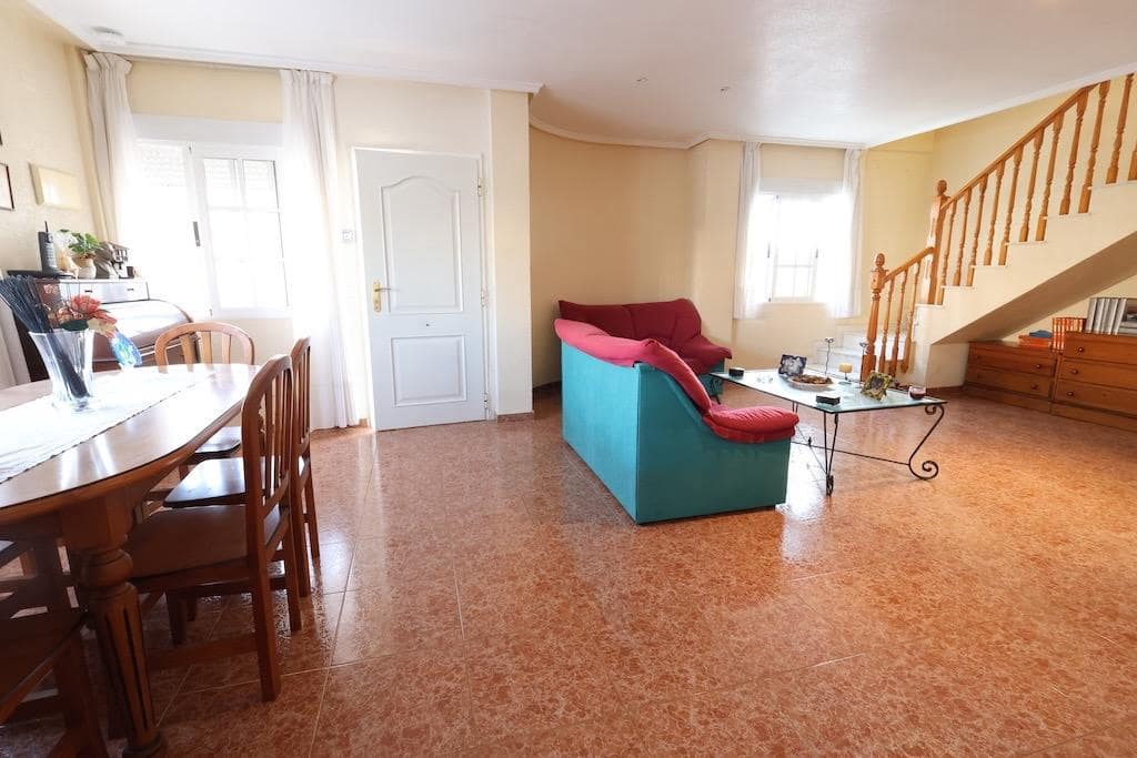 3 sovrum Villa till salu i Torrevieja - 320 000 € (Ref: 9986039)