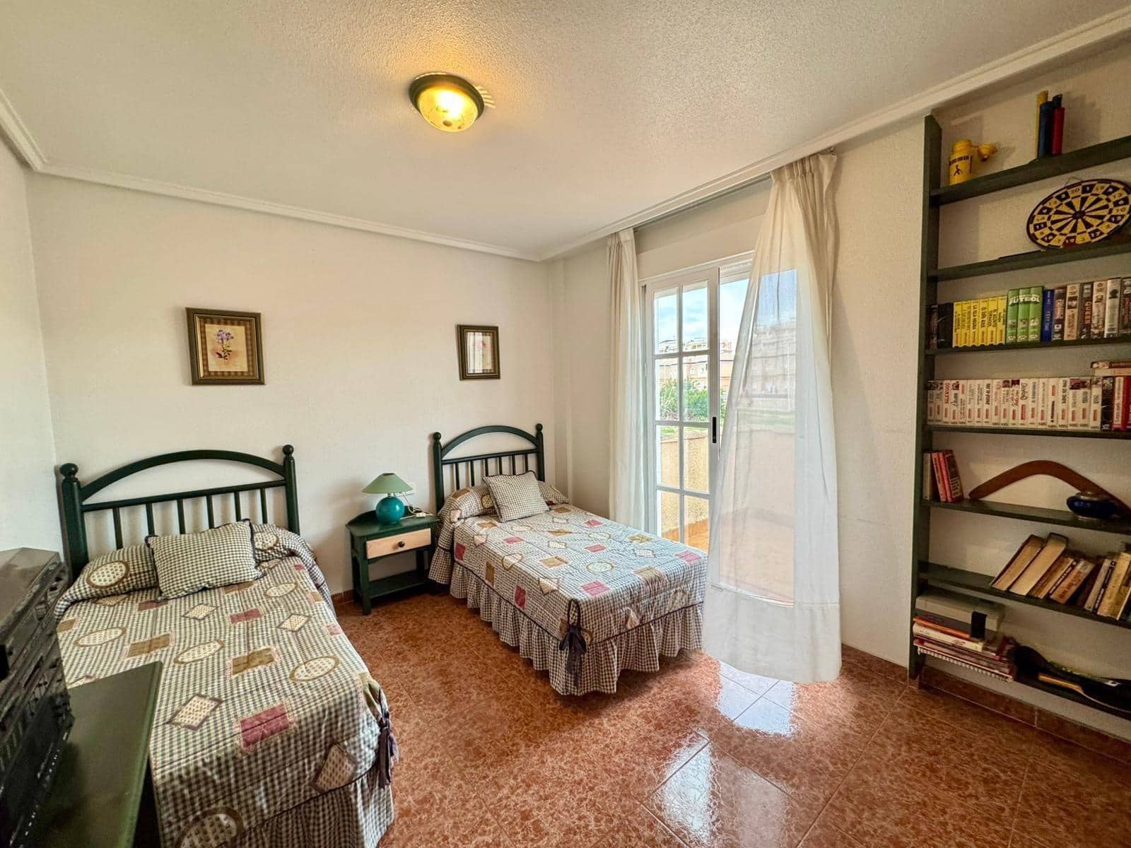 3 sovrum Villa till salu i Torrevieja - 320 000 € (Ref: 9986039)