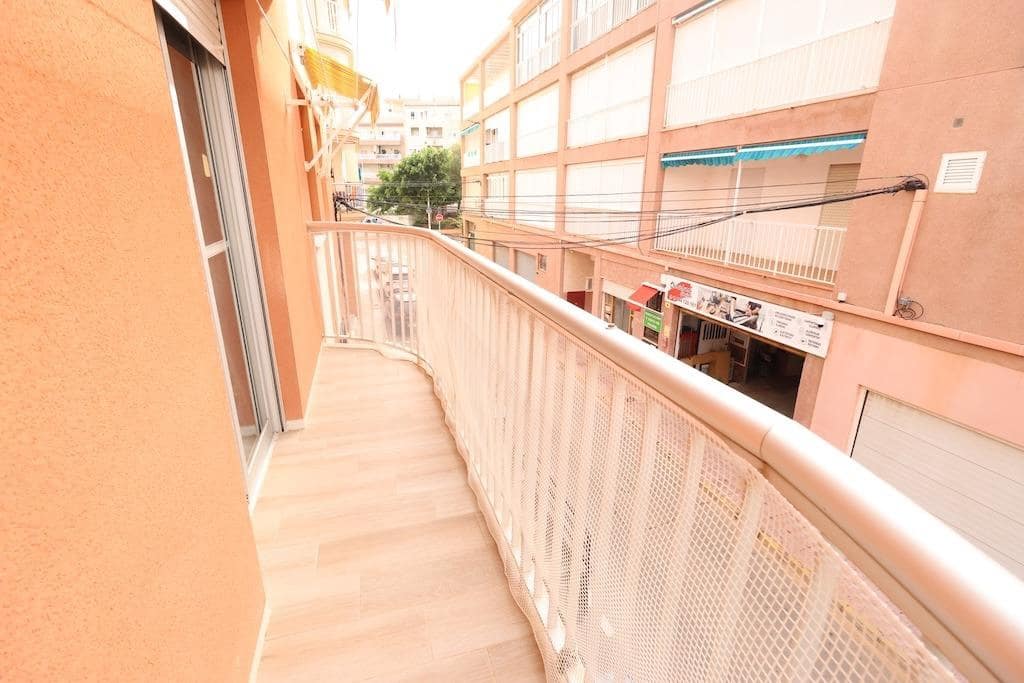 3 sovrum Lägenhet till salu i Torrevieja - 160 000 € (Ref: 9986044)