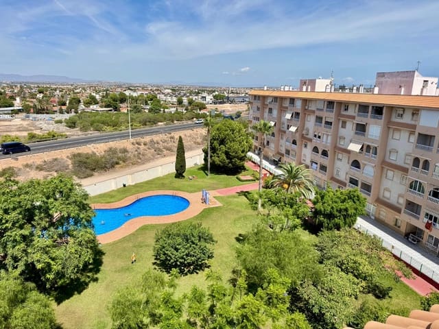 2 soveværelse Penthouse til salg i Parque de las Naciones, Torrevieja - € 140.000 (Ref: 9986050)