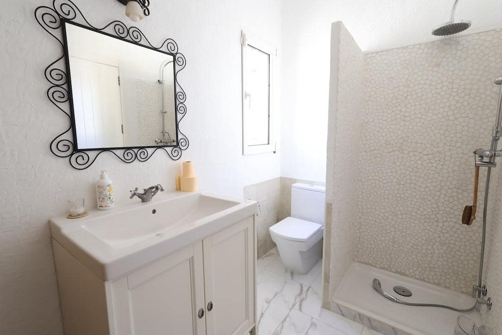 4 slaapkamer Villa te koop in Villamartin - € 699.000 (Ref: 9986051)