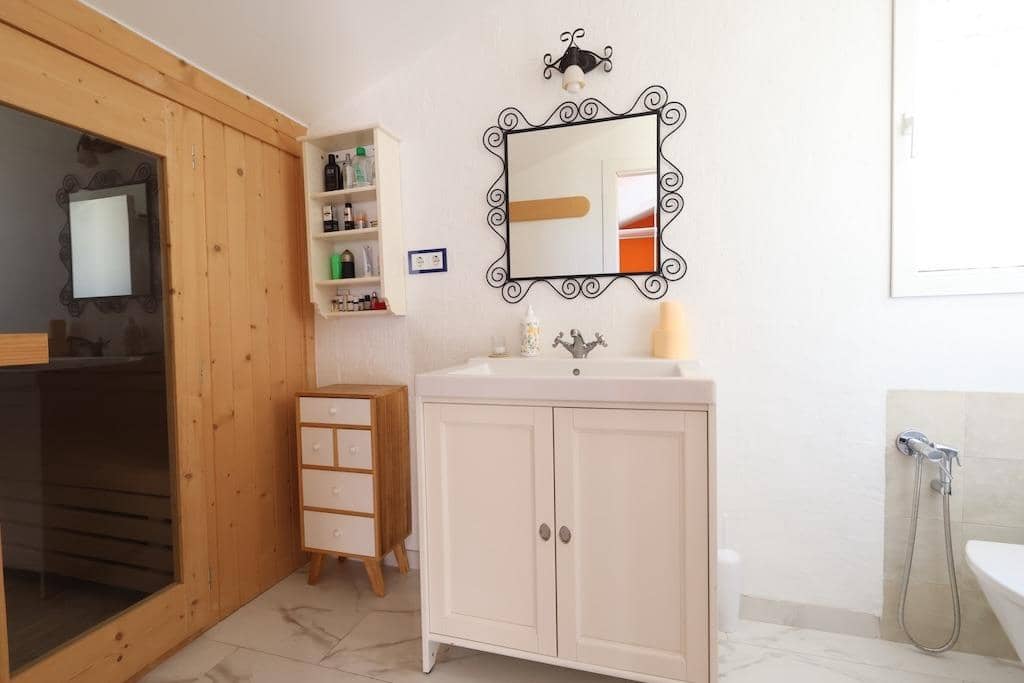 4 slaapkamer Villa te koop in Villamartin - € 699.000 (Ref: 9986051)