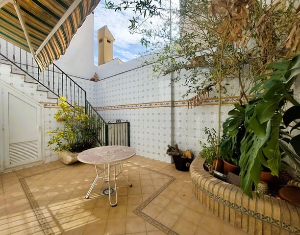 3 soverom Villa til salgs i Centro - Muelle Pesquero, Torrevieja - € 550 000 (Ref: 9986056)