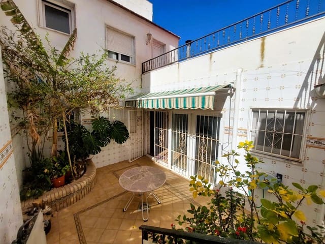 3 soverom Villa til salgs i Centro - Muelle Pesquero, Torrevieja - € 550 000 (Ref: 9986056)