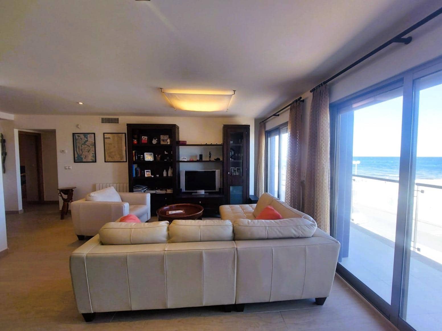 4 quarto Apartamento para venda em Torrevieja - 650 000 € (Ref: 9986057)