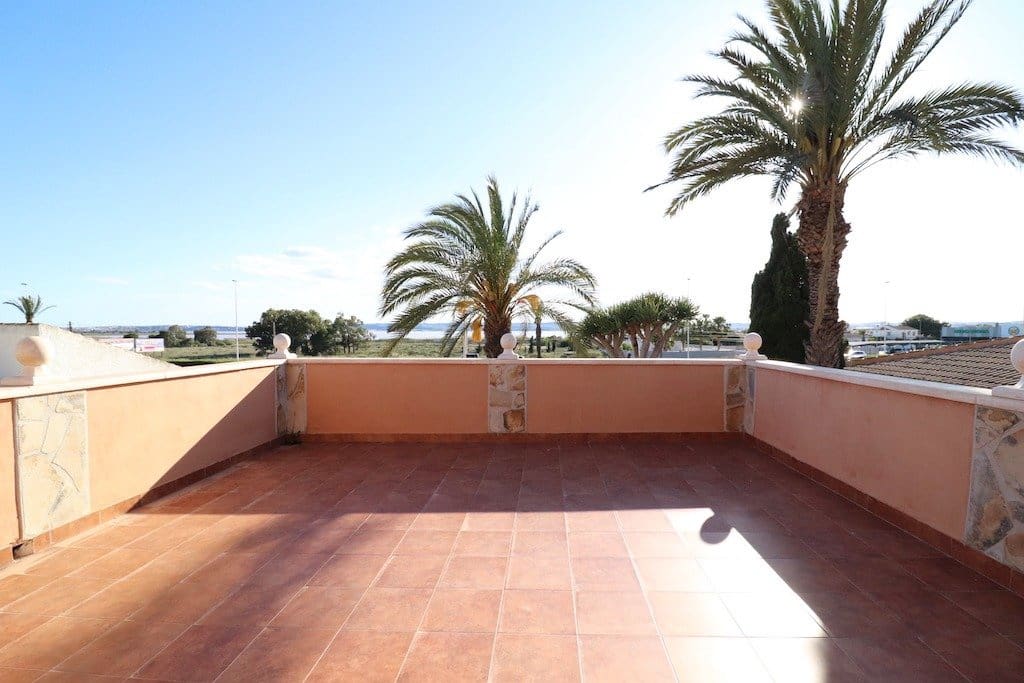 5 soveværelse Villa til salg i El Chaparral - € 850.000 (Ref: 9986059)