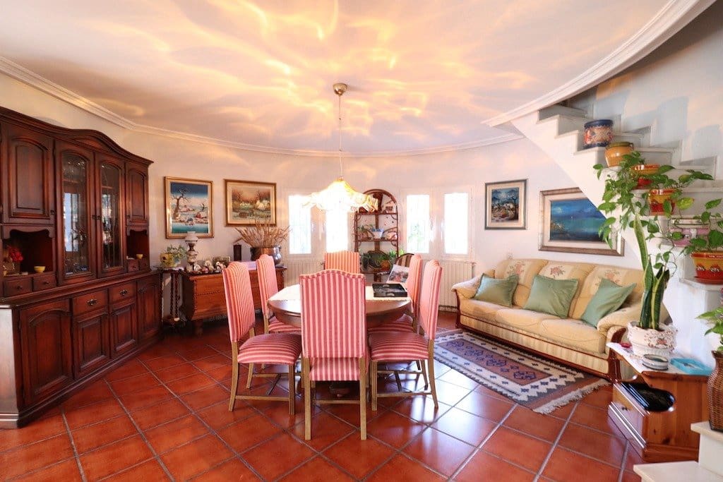 5 soveværelse Villa til salg i El Chaparral - € 850.000 (Ref: 9986059)