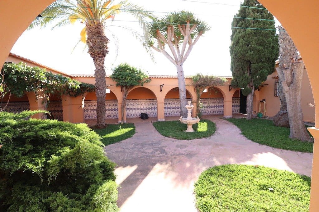 5 soveværelse Villa til salg i El Chaparral - € 850.000 (Ref: 9986059)