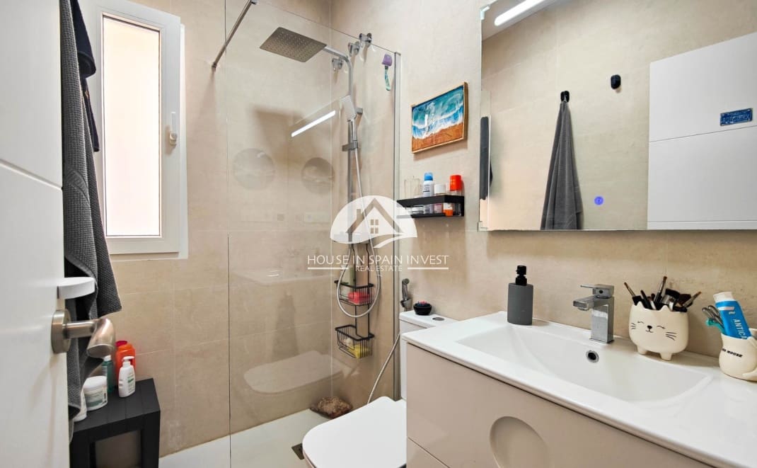 Lejlighed til salg i Torrevieja - € 239.900 (Ref: 9987210)