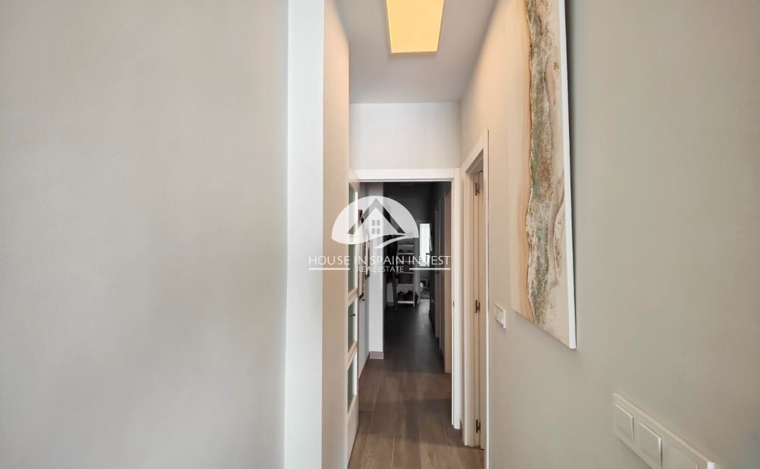 Lejlighed til salg i Torrevieja - € 239.900 (Ref: 9987210)