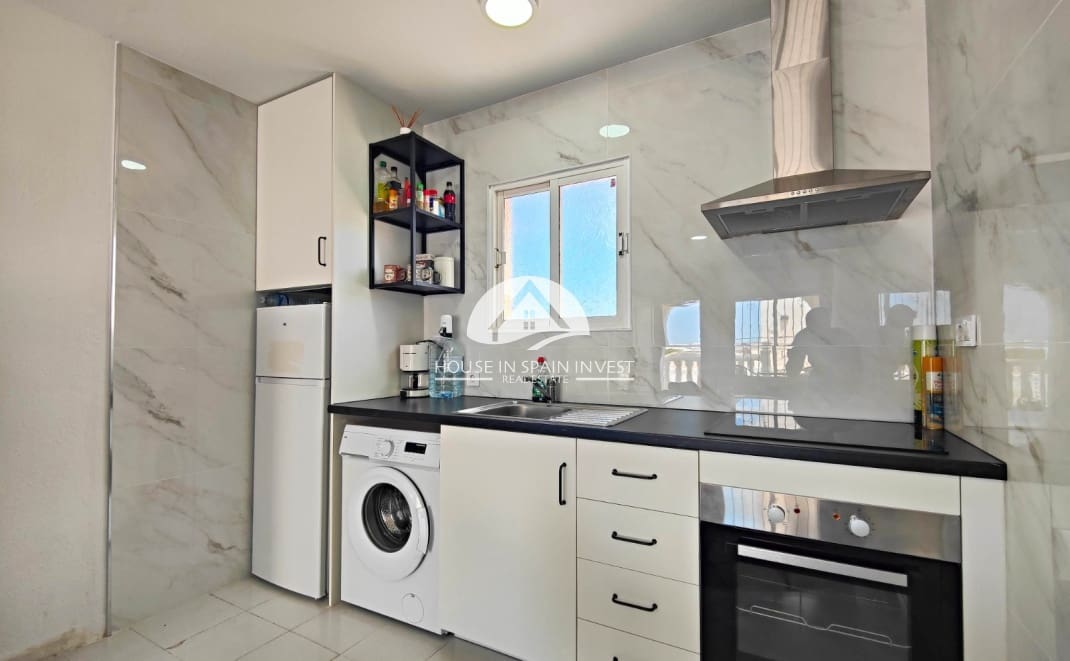 Bungalow te koop in Torrevieja - € 129.990 (Ref: 9990447)