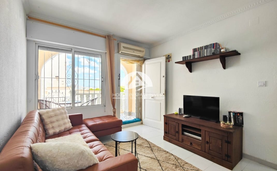 Bungalow te koop in Torrevieja - € 129.990 (Ref: 9990447)