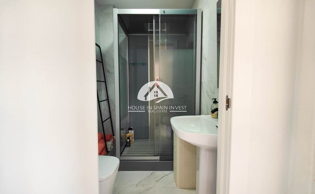 Bungalow te koop in Torrevieja - € 129.990 (Ref: 9990447)