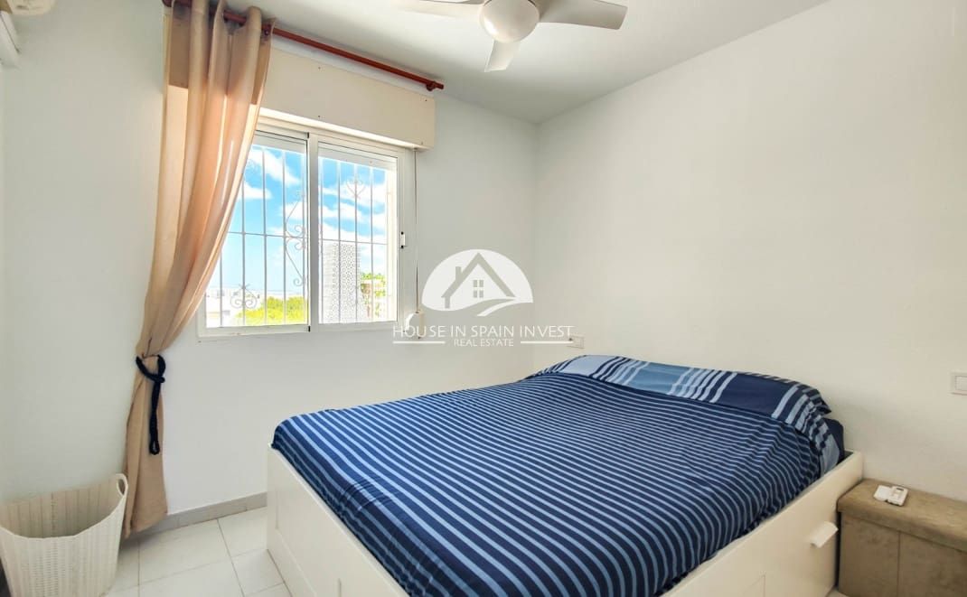 Bungalow te koop in Torrevieja - € 129.990 (Ref: 9990447)