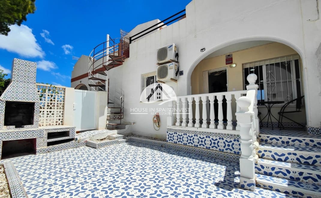 Bungalow te koop in Torrevieja - € 129.990 (Ref: 9990447)