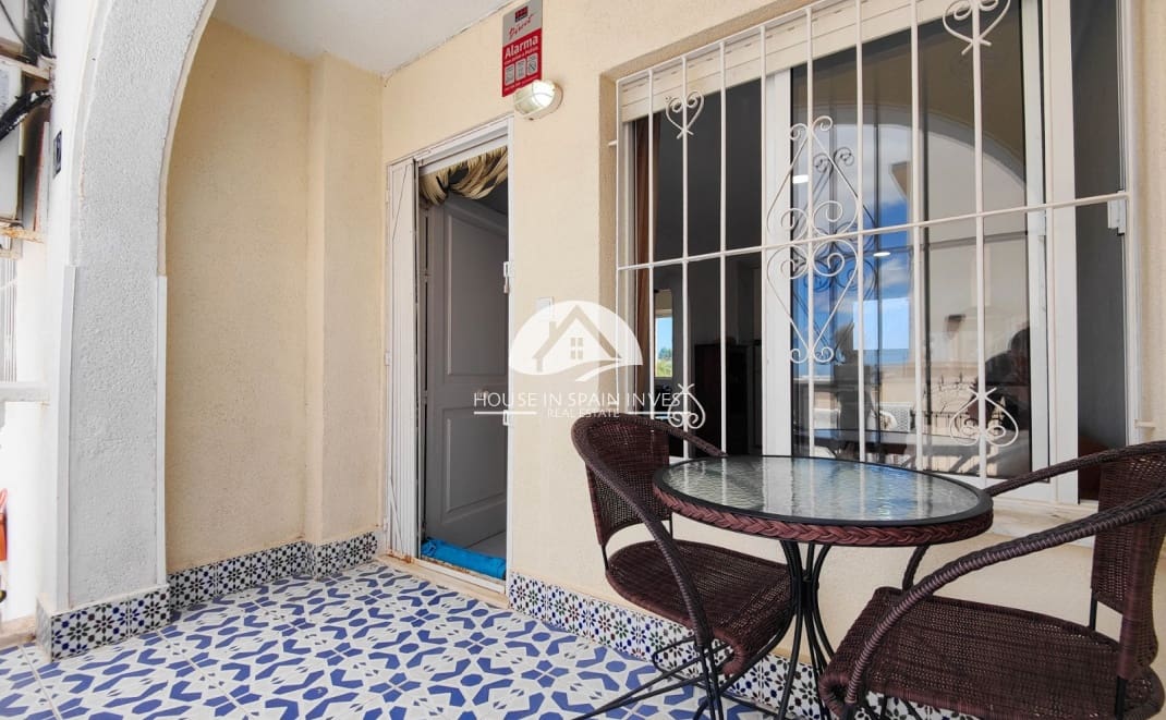 Bungalow te koop in Torrevieja - € 129.990 (Ref: 9990447)