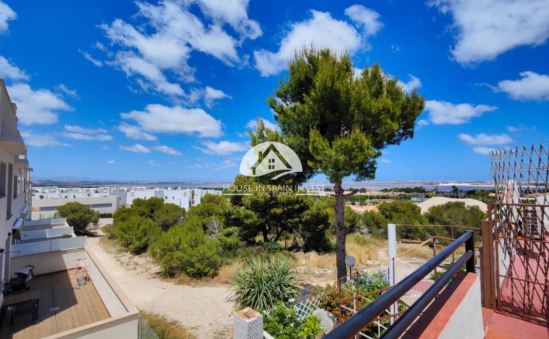 Bungalow te koop in Torrevieja - € 129.990 (Ref: 9990447)