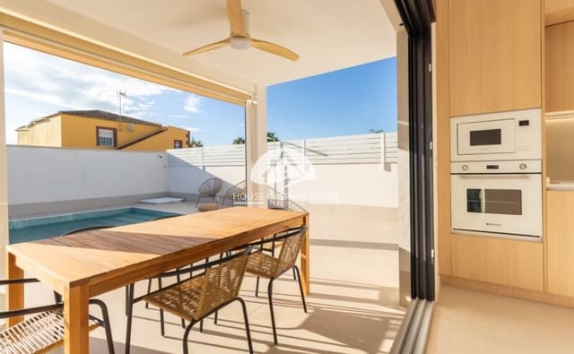 3 sypialnia Willa na sprzedaż w Centro - Muelle Pesquero, Torrevieja - 459 000 € (Ref: 9990859)