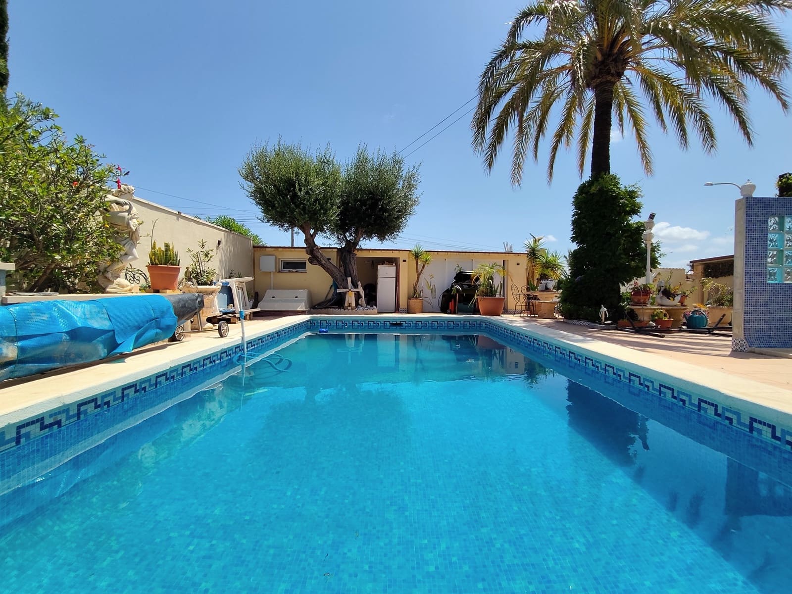 Chalet de 3 habitaciones en Ciudad Quesada en venta - 550.000 € (Ref: 9990861)