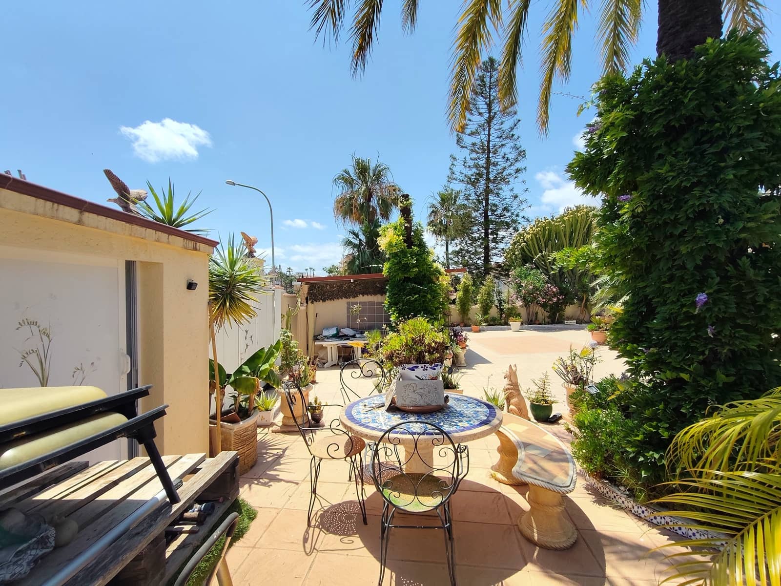 Chalet de 3 habitaciones en Ciudad Quesada en venta - 550.000 € (Ref: 9990861)