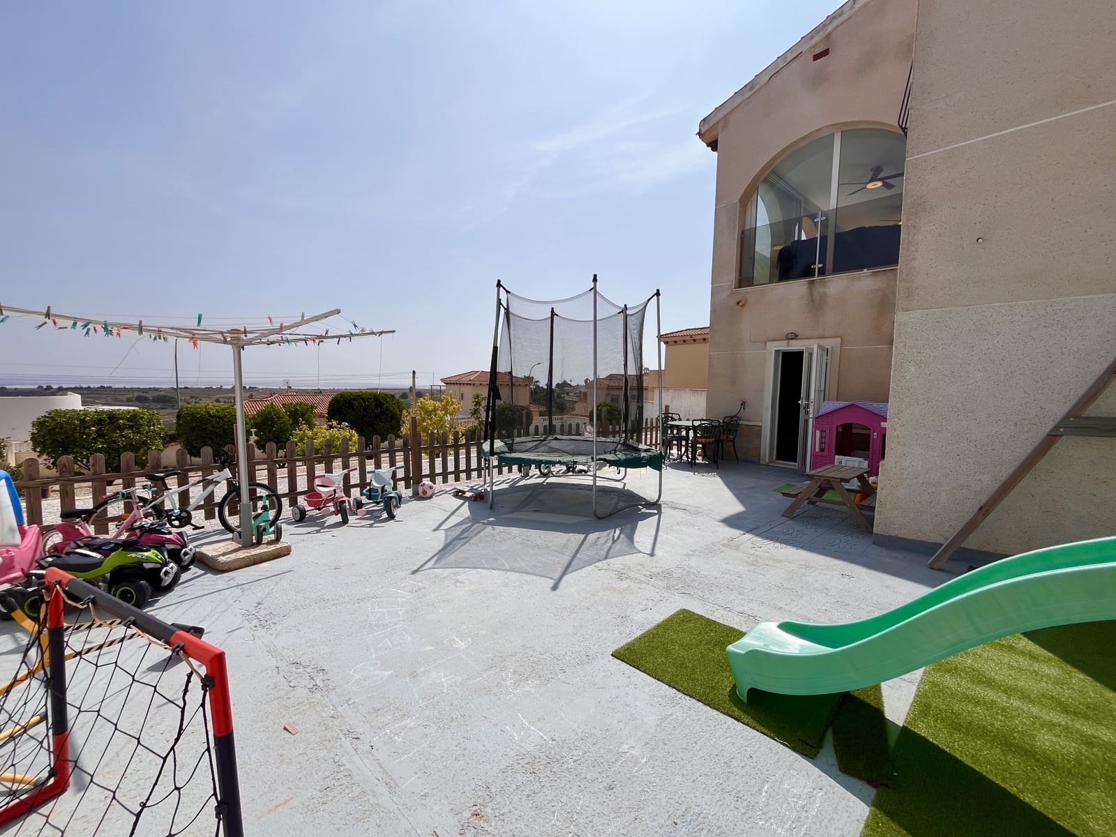 5 Zimmer Villa zu verkaufen in San Miguel de Salinas - 599.999 € (Ref: 9990868)
