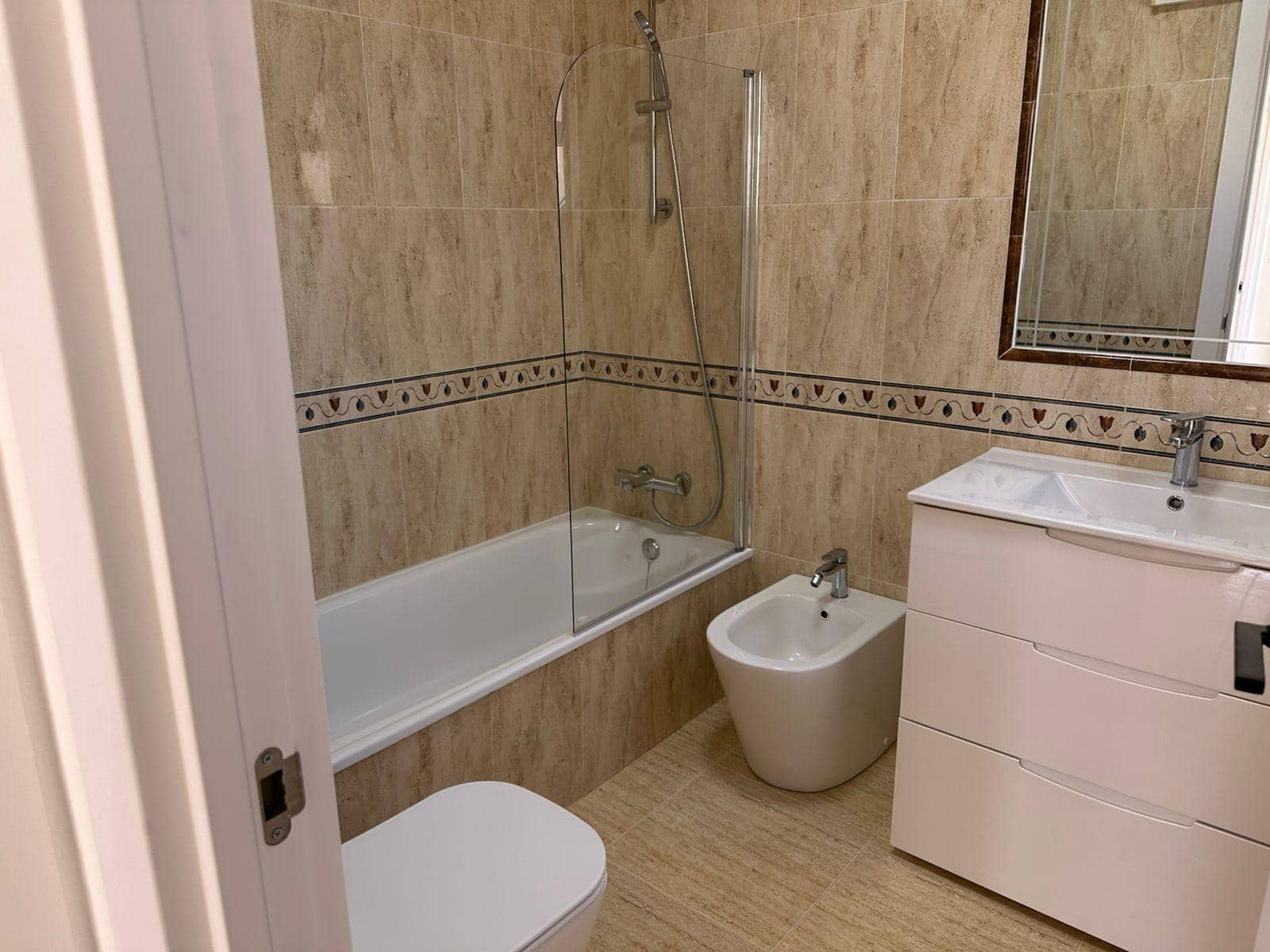 4 chambre Villa/Maison à vendre à Torrevieja - 470 000 € (Ref: 9991868)
