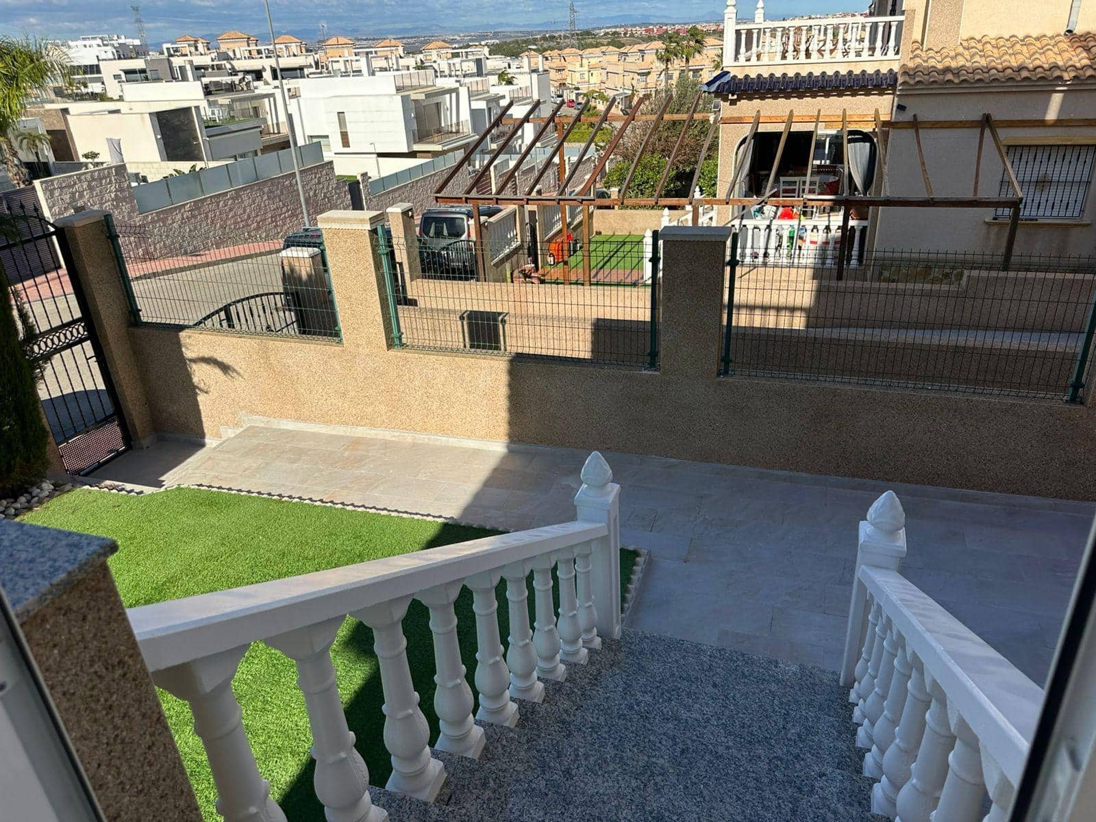 4 chambre Villa/Maison à vendre à Torrevieja - 470 000 € (Ref: 9991868)