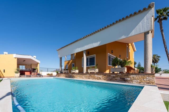 5 soveværelse Villa til salg i Desamparados - Hurchillo - Torremendo, Orihuela - € 675.000 (Ref: 9991869)