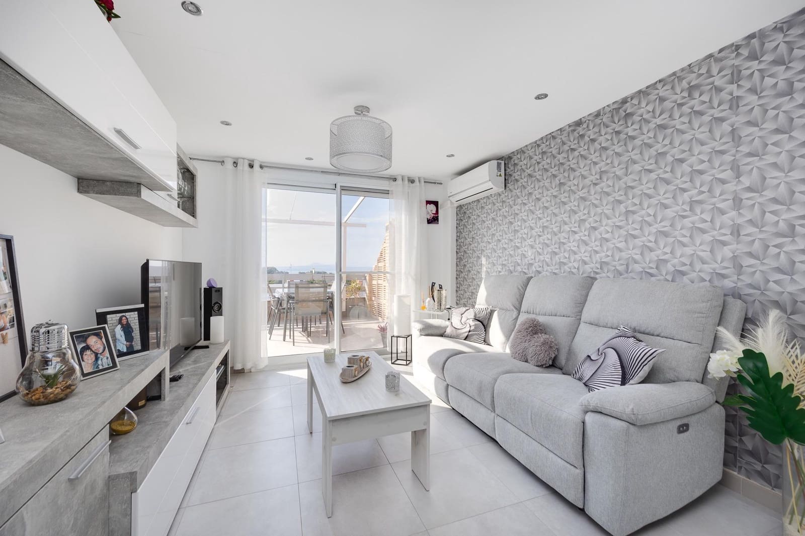 3 soverom Penthouse til salgs i Torrevieja - € 290 000 (Ref: 9991876)