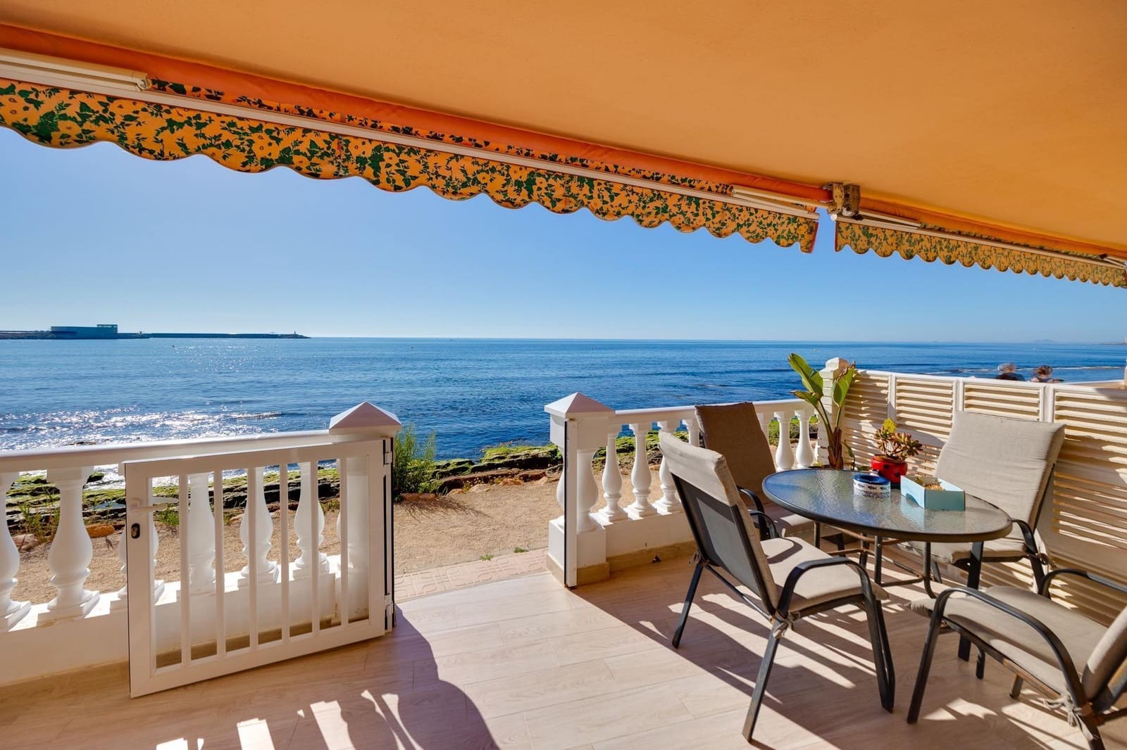 3 soverom Penthouse til salgs i Torrevieja - € 290 000 (Ref: 9991876)
