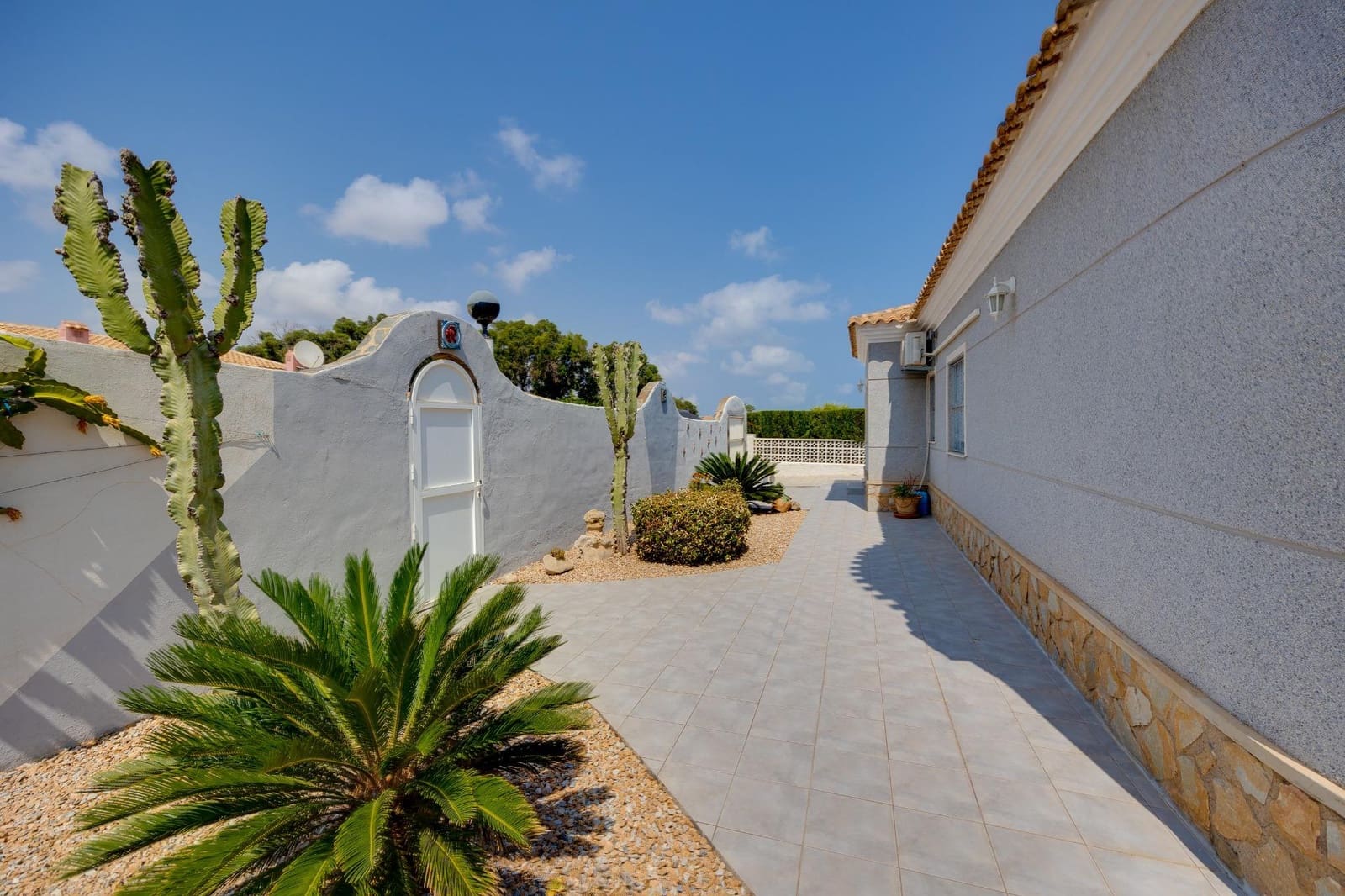 5 sovrum Villa till salu i La Regia - 645 000 € (Ref: 9991879)