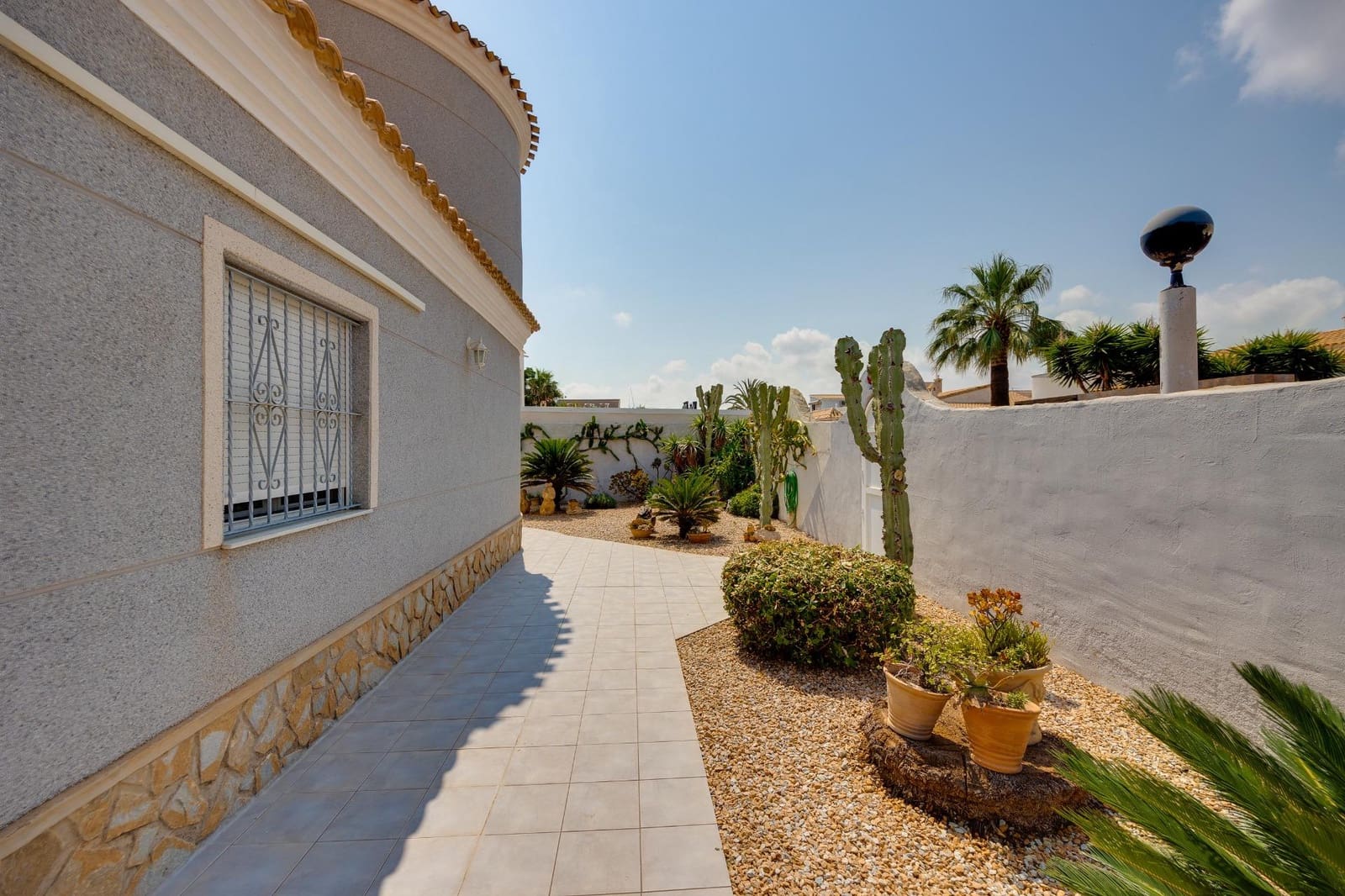 5 sovrum Villa till salu i La Regia - 645 000 € (Ref: 9991879)
