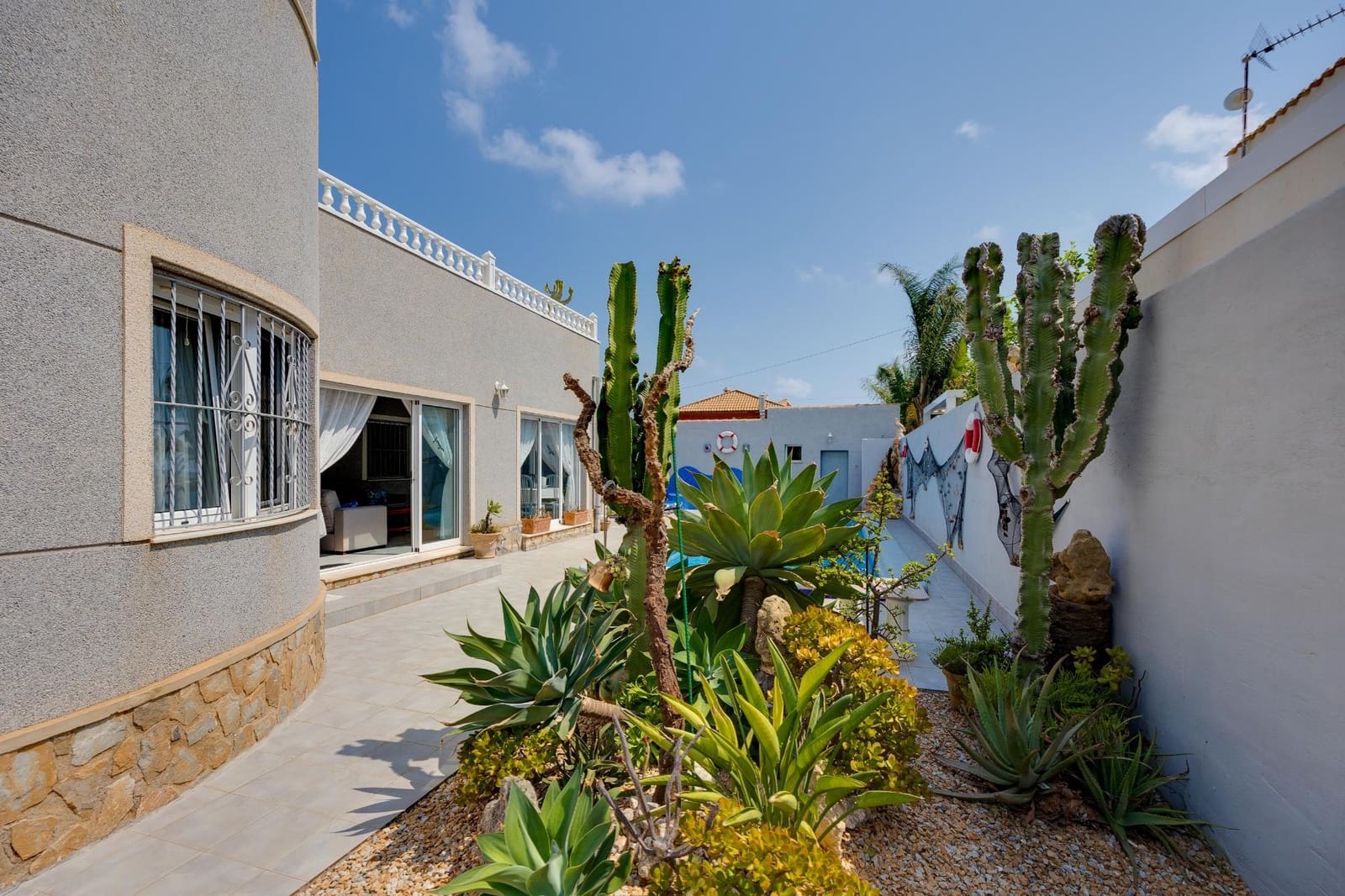 5 sovrum Villa till salu i La Regia - 645 000 € (Ref: 9991879)