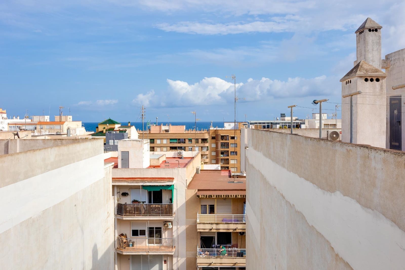 4 soveværelse Lejlighed til salg i Torrevieja - € 195.000 (Ref: 9991881)