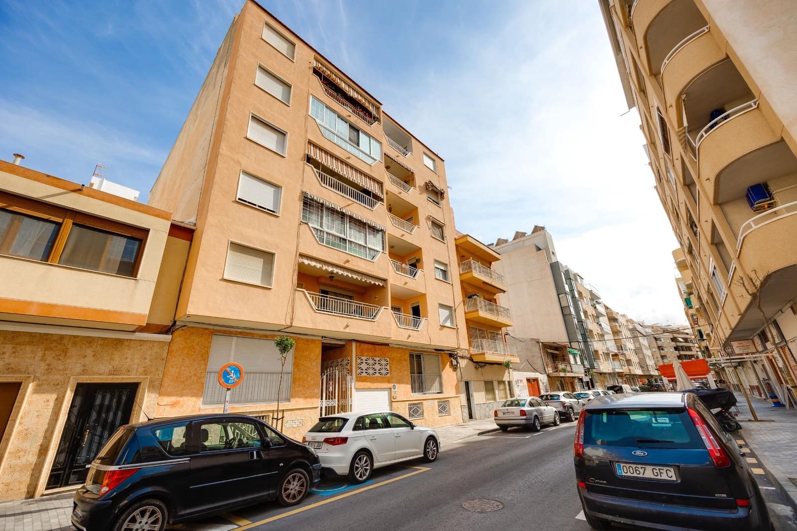 4 soveværelse Lejlighed til salg i Torrevieja - € 195.000 (Ref: 9991881)