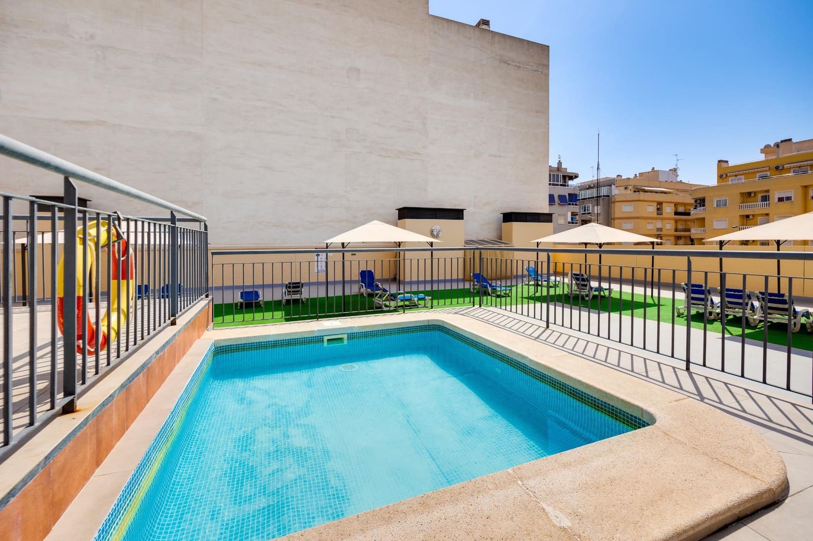 2 soverom Leilighet til salgs i Torrevieja - € 189 000 (Ref: 9991882)