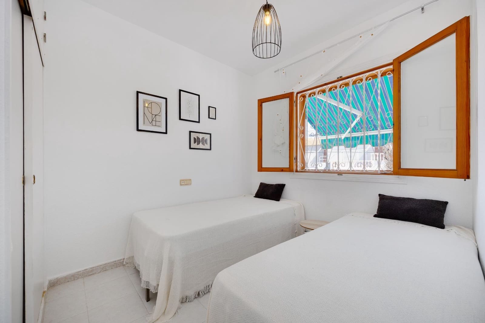 2 sovrum Bungalow till salu i Torrevieja - 147 000 € (Ref: 9991884)