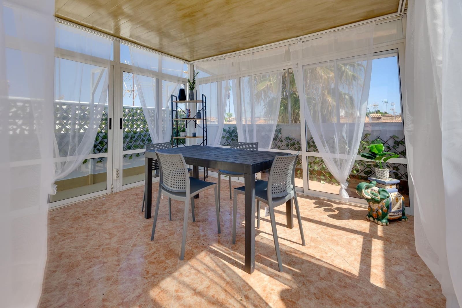 2 sovrum Bungalow till salu i Torrevieja - 147 000 € (Ref: 9991884)