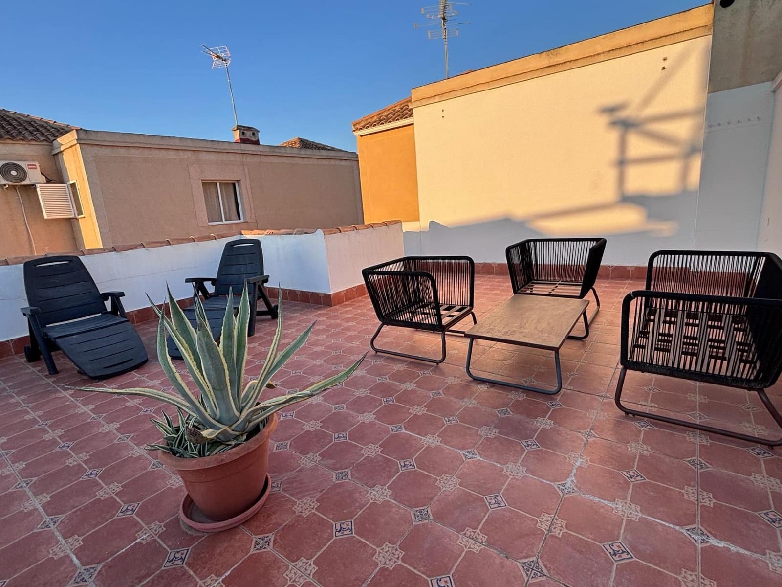 2 quarto Casa em Banda para venda em Torrevieja - 159 000 € (Ref: 9991885)