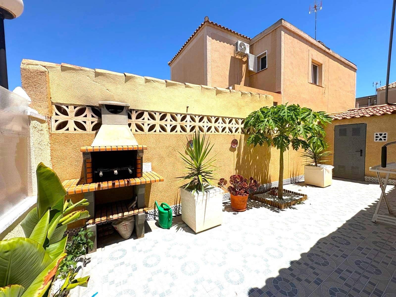 2 soveværelse Byhus til salg i Torrevieja - € 159.000 (Ref: 9991885)
