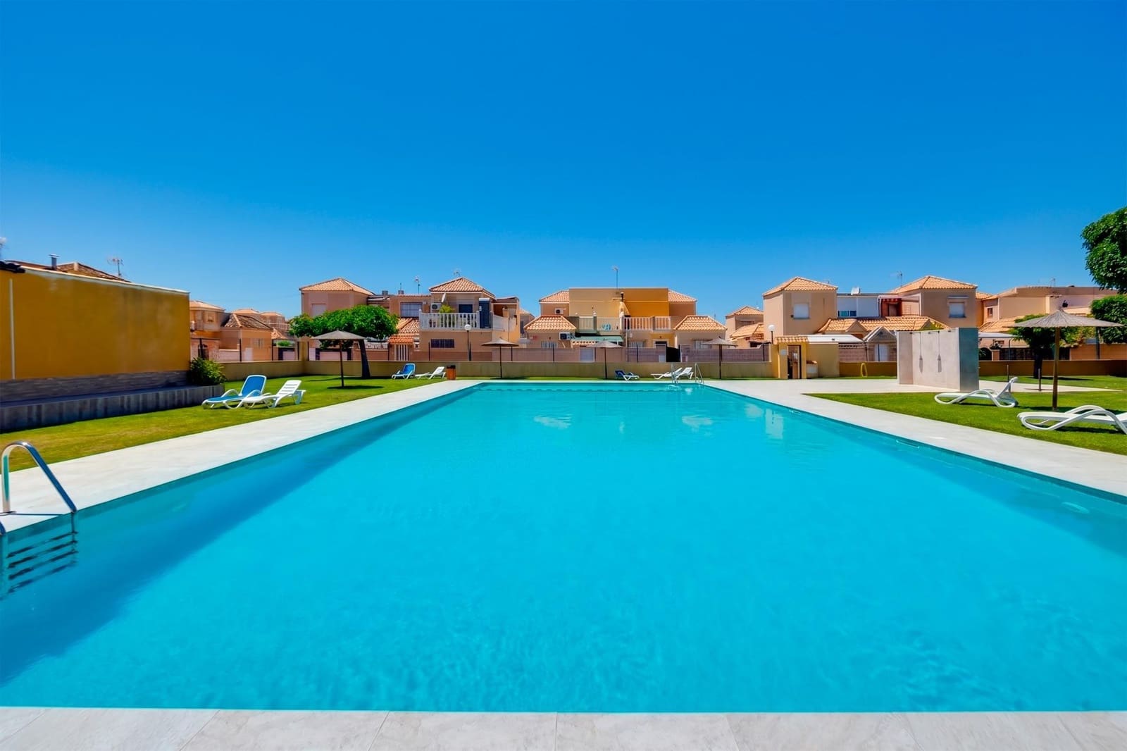 2 soveværelse Byhus til salg i Torrevieja - € 159.000 (Ref: 9991885)